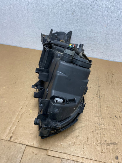 2005 to 2009 Volvo S60 Left Halogen Driver Side Headlight AD0556 DW6