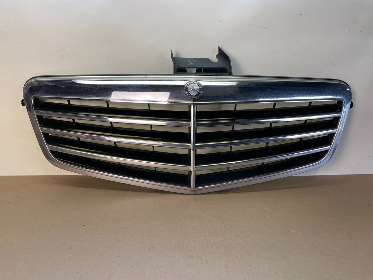 2007 to 2009 Mercedes Benz E-Class Front Upper Grill Grille AI3902 DG0