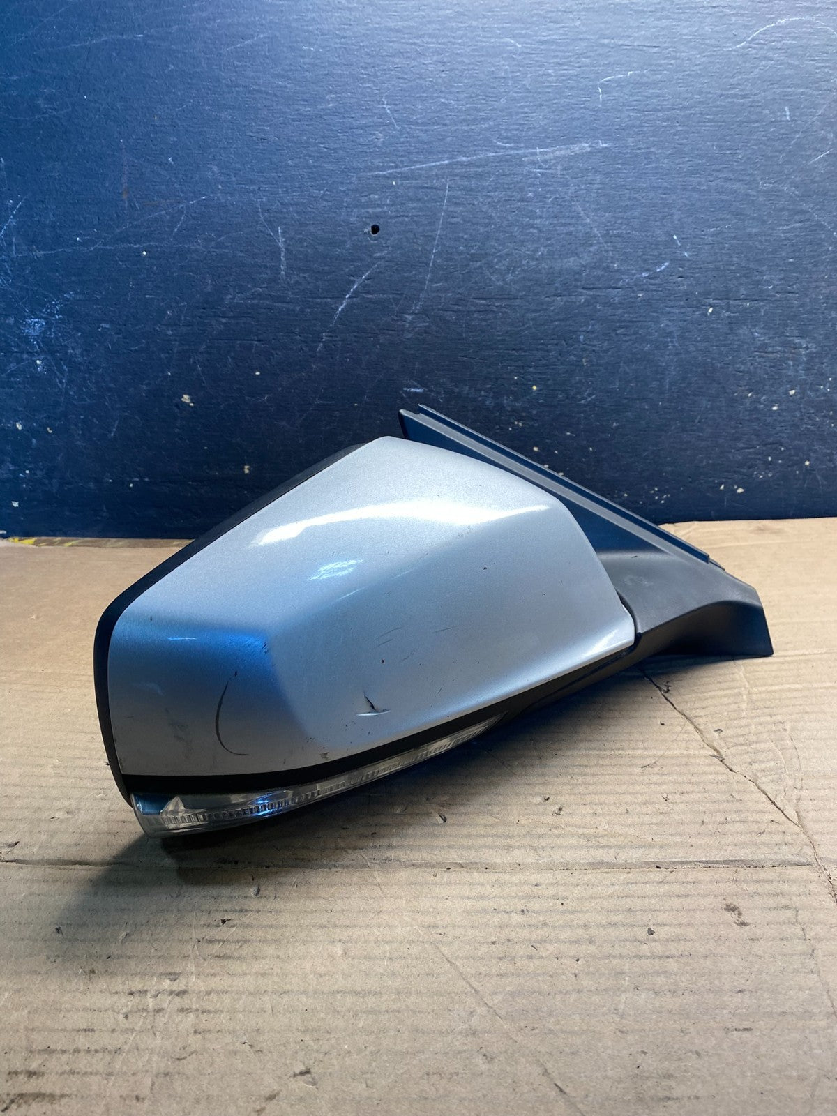 2010 to 2012 Buick Lacrosse Right Passenger Rh Side View Door Mirror AA5618 MS1