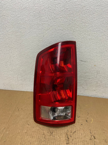 2002 to 2006 Dodge Ram 1500 Left Driver side Tail Light DEPO AD2373 LK0