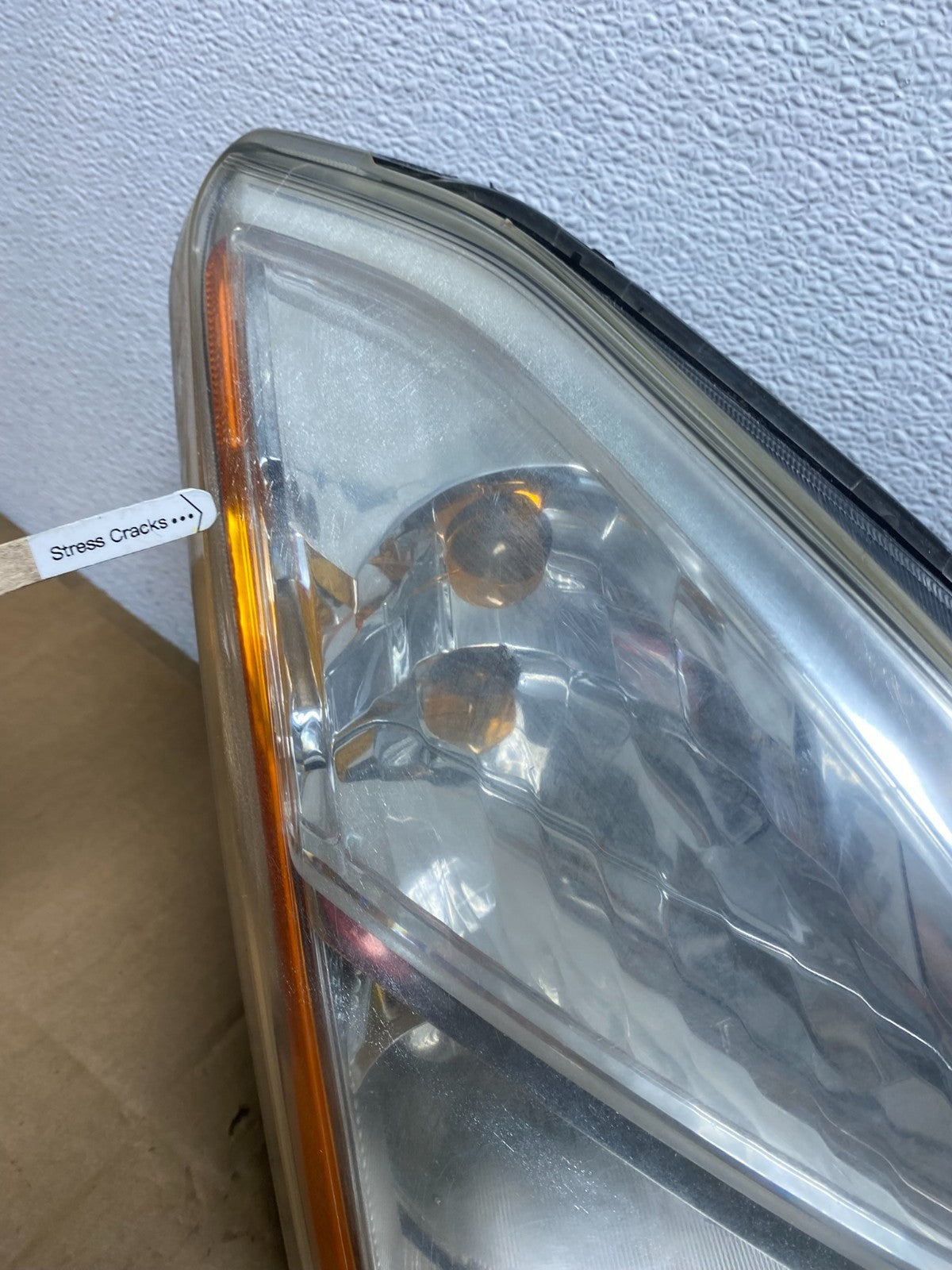 2009-2013 Nissan Rogue Right Passenger Xenon HID Headlight AD1124 DW4
