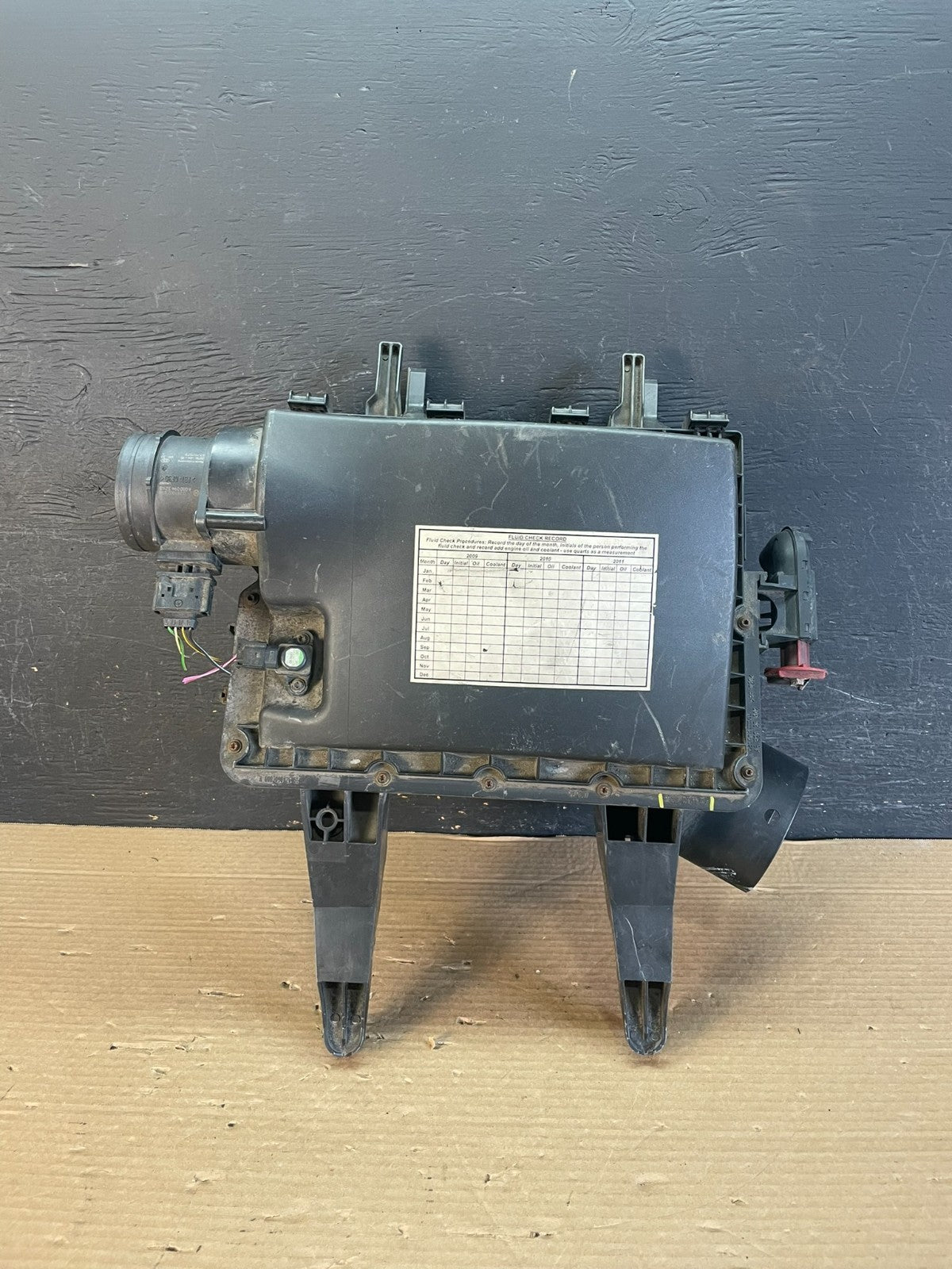 2010 to 2018 Mercedes-Benz Sprinter 2500 3.0L Air Cleaner Box AF3381 DW0