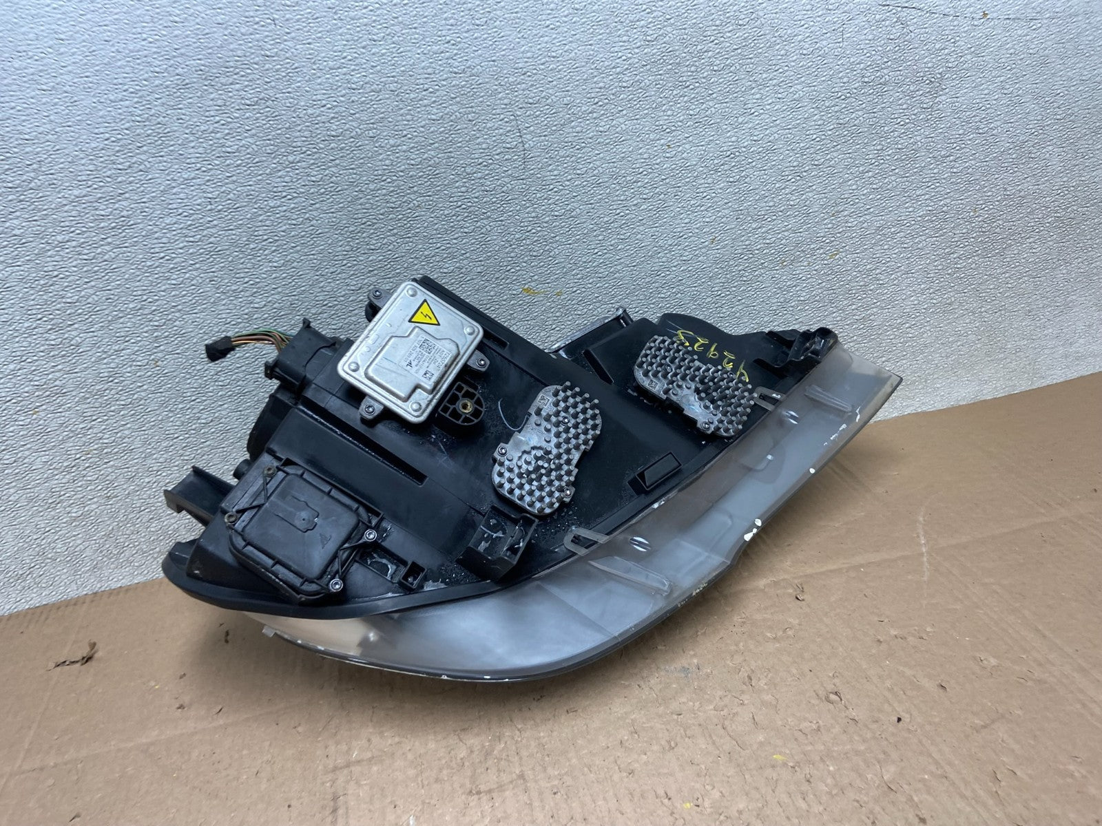 2011 to 2013 BMW X5 Left Driver LH Side Headlight Xenon HID OEM Y2923 DW7