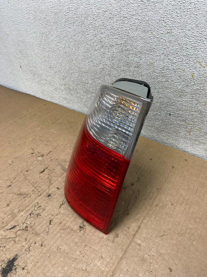 2004 2005 2006 BMW E53 X5 Left Driver Lh Side Tail Light AI9262 LK1