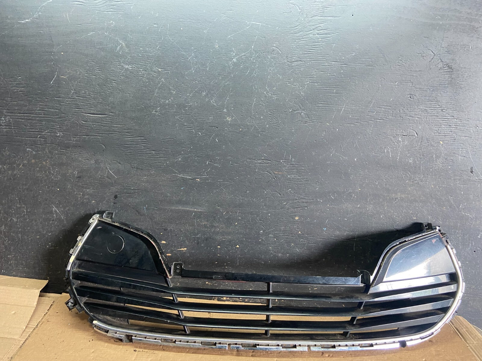 2011 2012 2013 Hyundai Tucson Front Lower Grille Grill Oem O8095 DG0