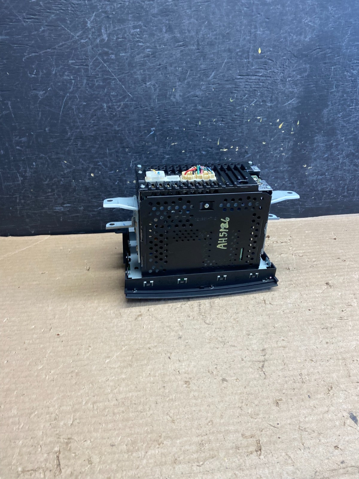 2004 to 2010 Toyota Sienna AM FM CD WMA Mp3 Radio Receiver AH5126 DG4