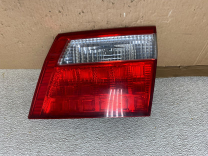 2005 2006 2007 Honda Odyssey Inner Right Passenger RH Tail Light U8525 DW0