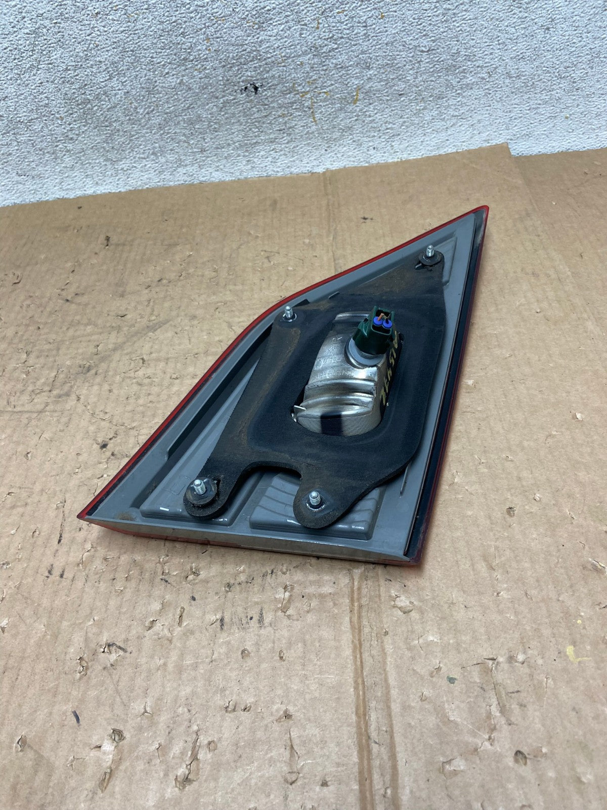 2011 - 2017 Nissan Quest Right Passenger Rh Side Inner Tail Light AI5472 LK7