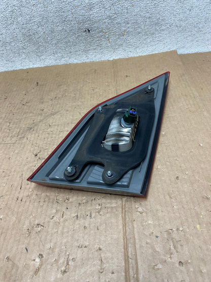 2011 - 2017 Nissan Quest Right Passenger Rh Side Inner Tail Light AI5472 LK7