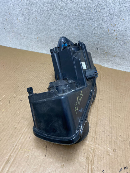 2005 - 2008 Buick Lacrosse Allure Right Passenger RH Headlight Halogen AI6629 DW8