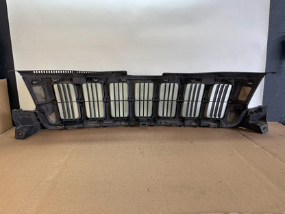 2011 to 2013 Jeep Grand Cherokee Front Upper Grill Grille ah6408 DG3