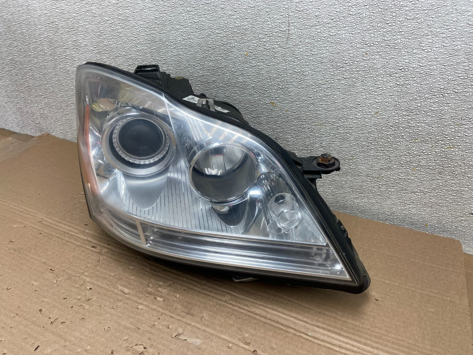 2007 to 2009 Mercedes GL-Class GL450 Right Passenger Xenon Headlight AB1087 DW1