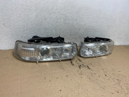 2000 to 2006 Chevrolet Tahoe LS LT Left+Right Set Side Headlights AH1095 PS1