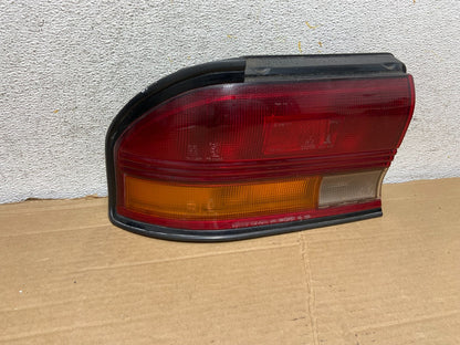 1991 Mitsubishi Galant Left Driver LH Side Tail Light AH2176 DG1