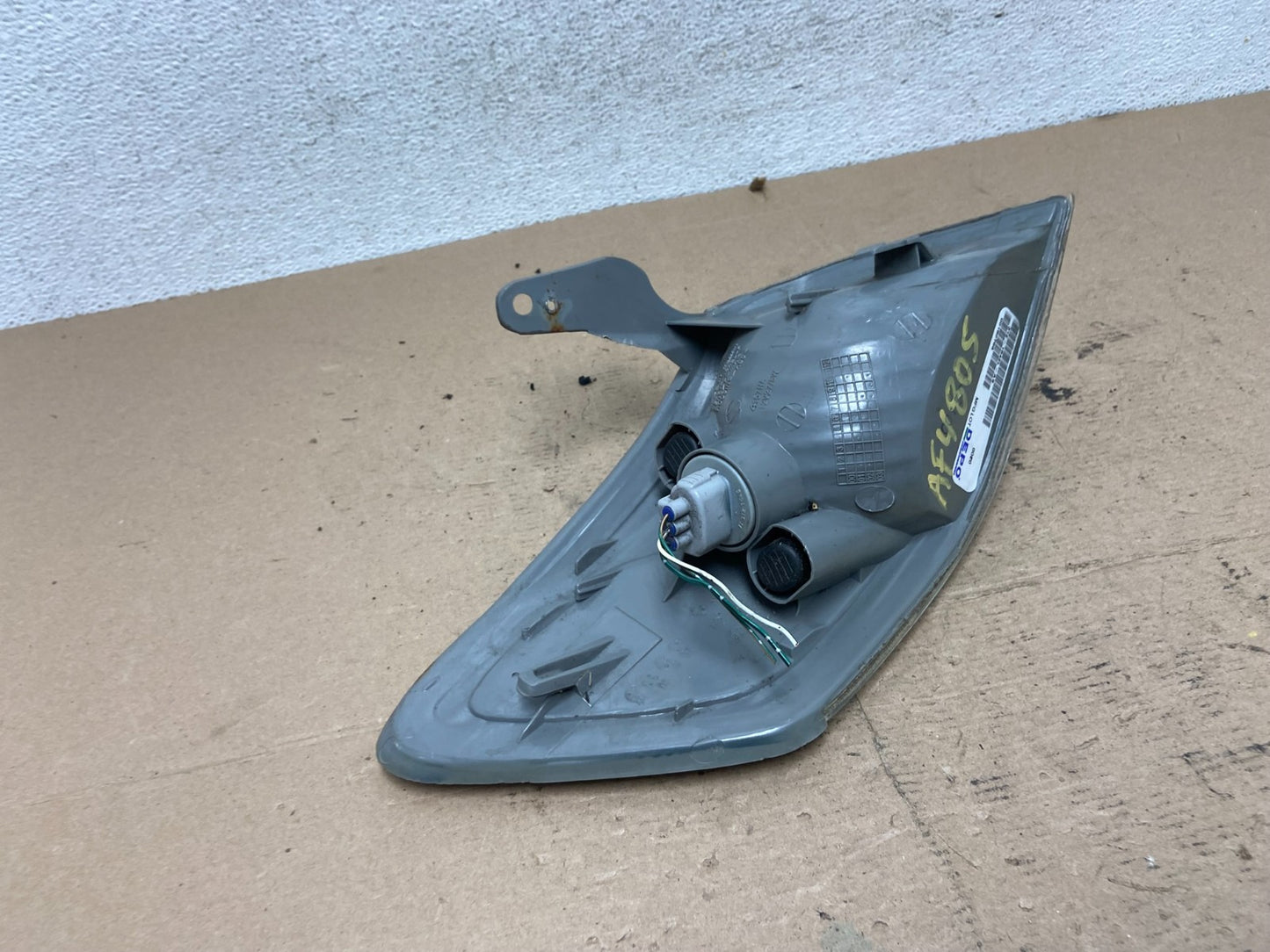 2000 - 2001 Toyota Camry Front Left Driver Lh Turn Signal DEPO AF4805 DW4