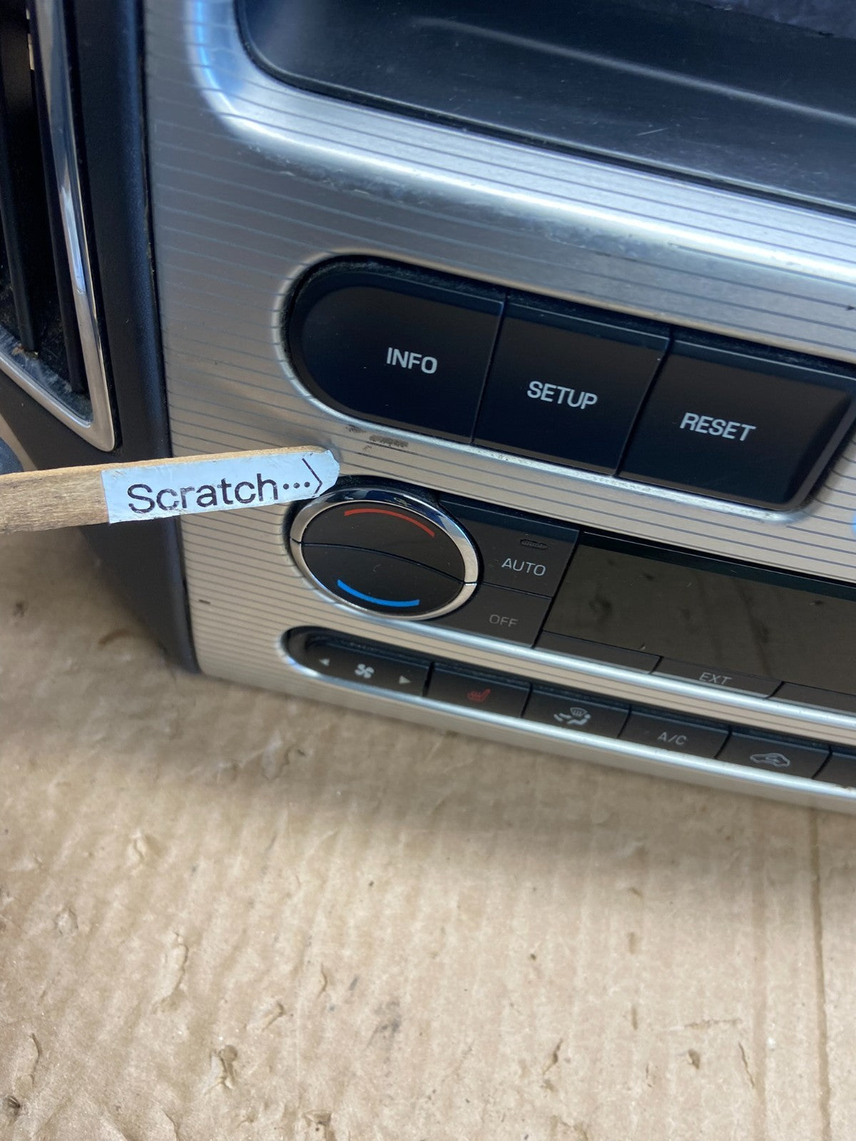 2007 - 2010 Ford Edge Heater Climate Control Radio Control Dash Bezel af6340 DG1
