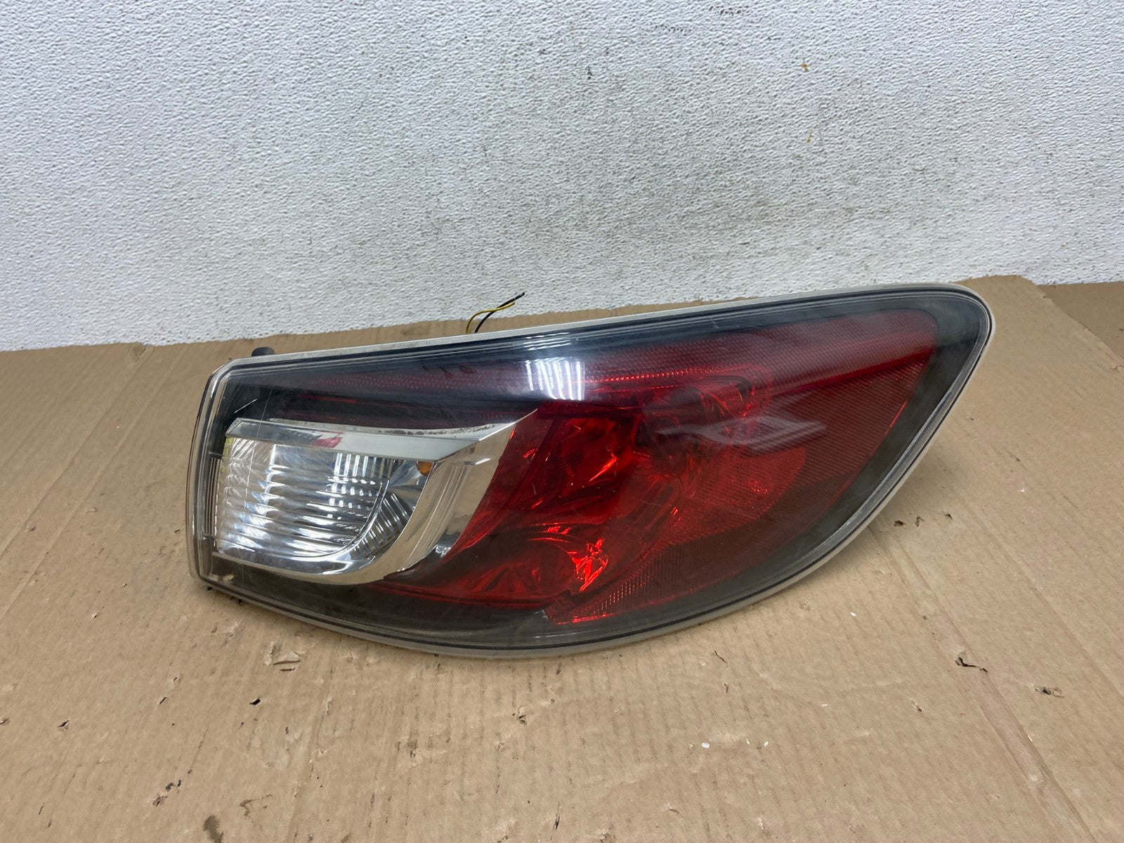 2010 2011 2012 2013 Mazda 3 Right Passenger Rh Side Tail Light AE8977 LK0