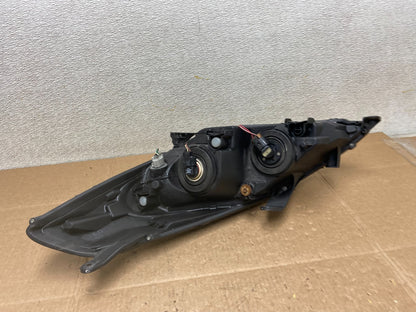 2004 2005 2006 Toyota Solara Halogen Headlight Right Passenger Side Y8738 DW9