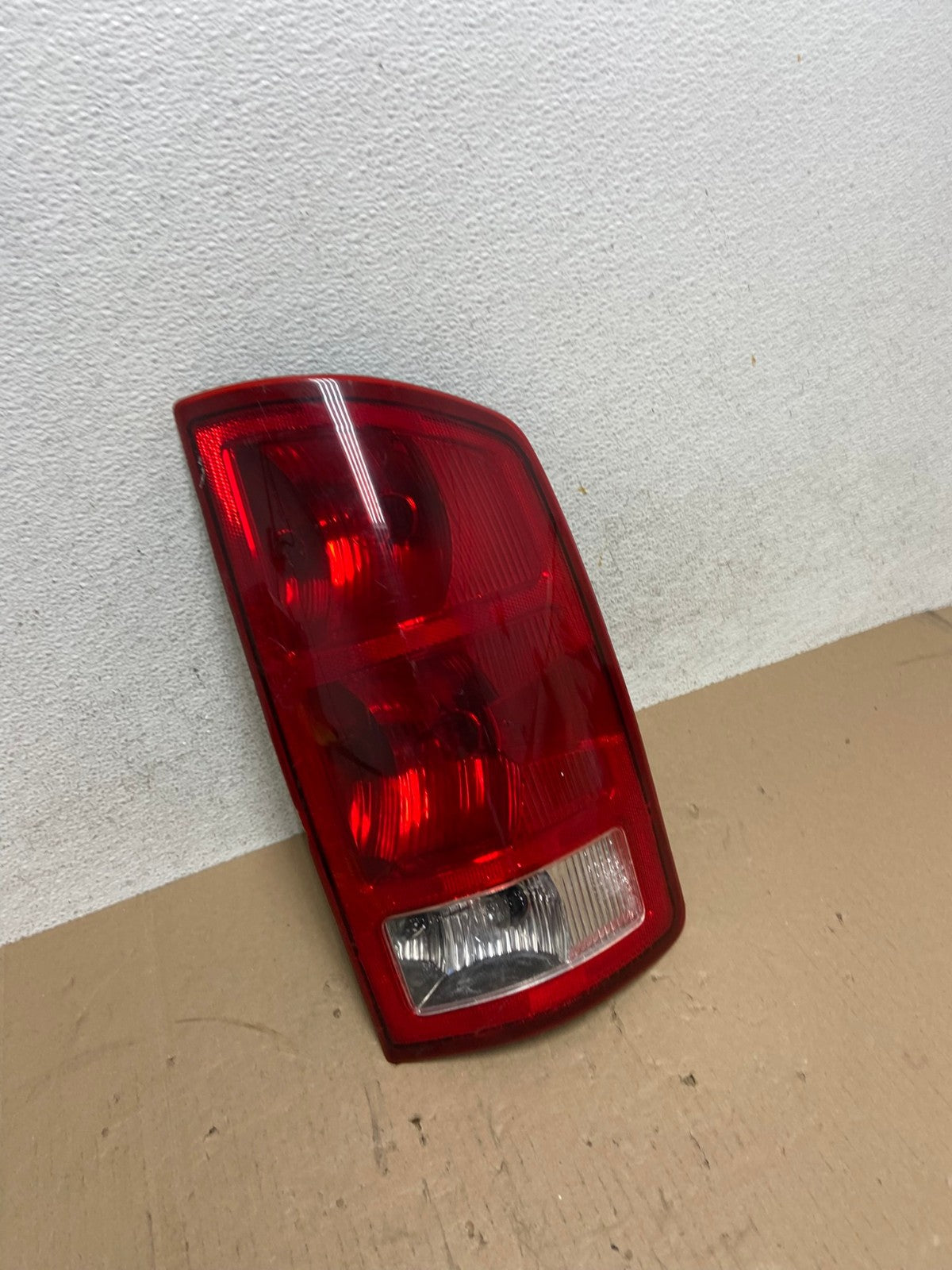 2002 to 2006 Dodge Ram 1500 Right passenger Rh side Tail Light DEPO AE7309 LK2