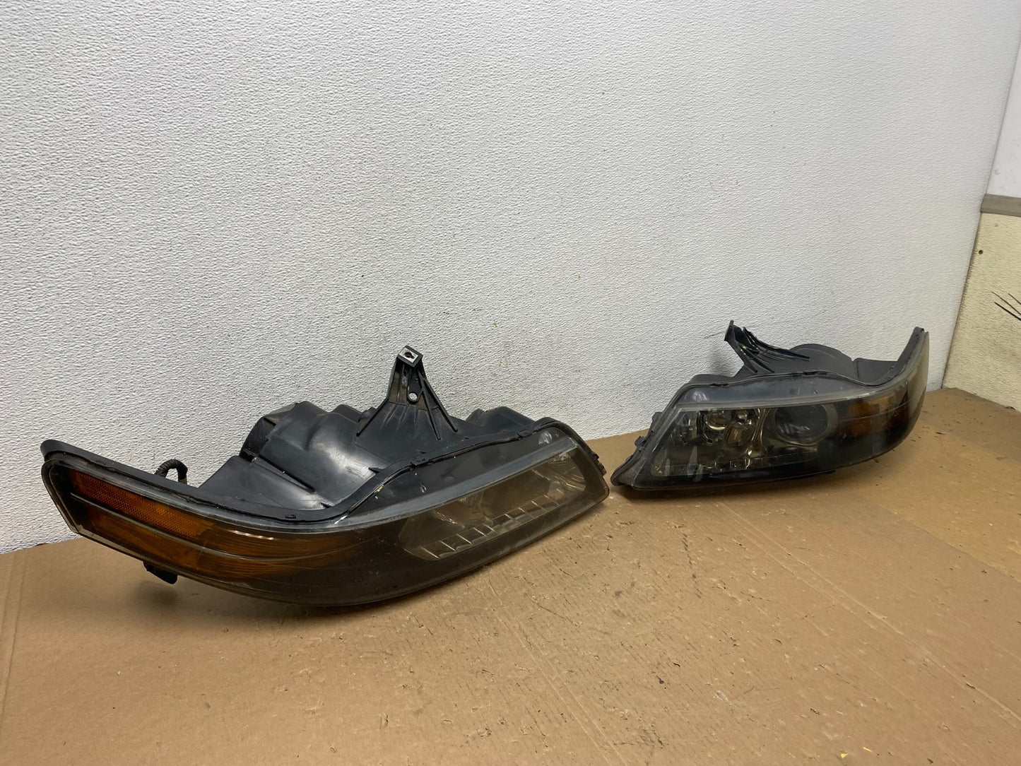 2004 2005 2006 Acura TL Headlights Left+Right Side Xenon HID DEPO AD8099 DW2