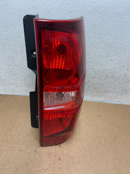 2008-2014 Chevrolet Tahoe Suburban Right Passenger Rh Tail Light AI8476 LK2