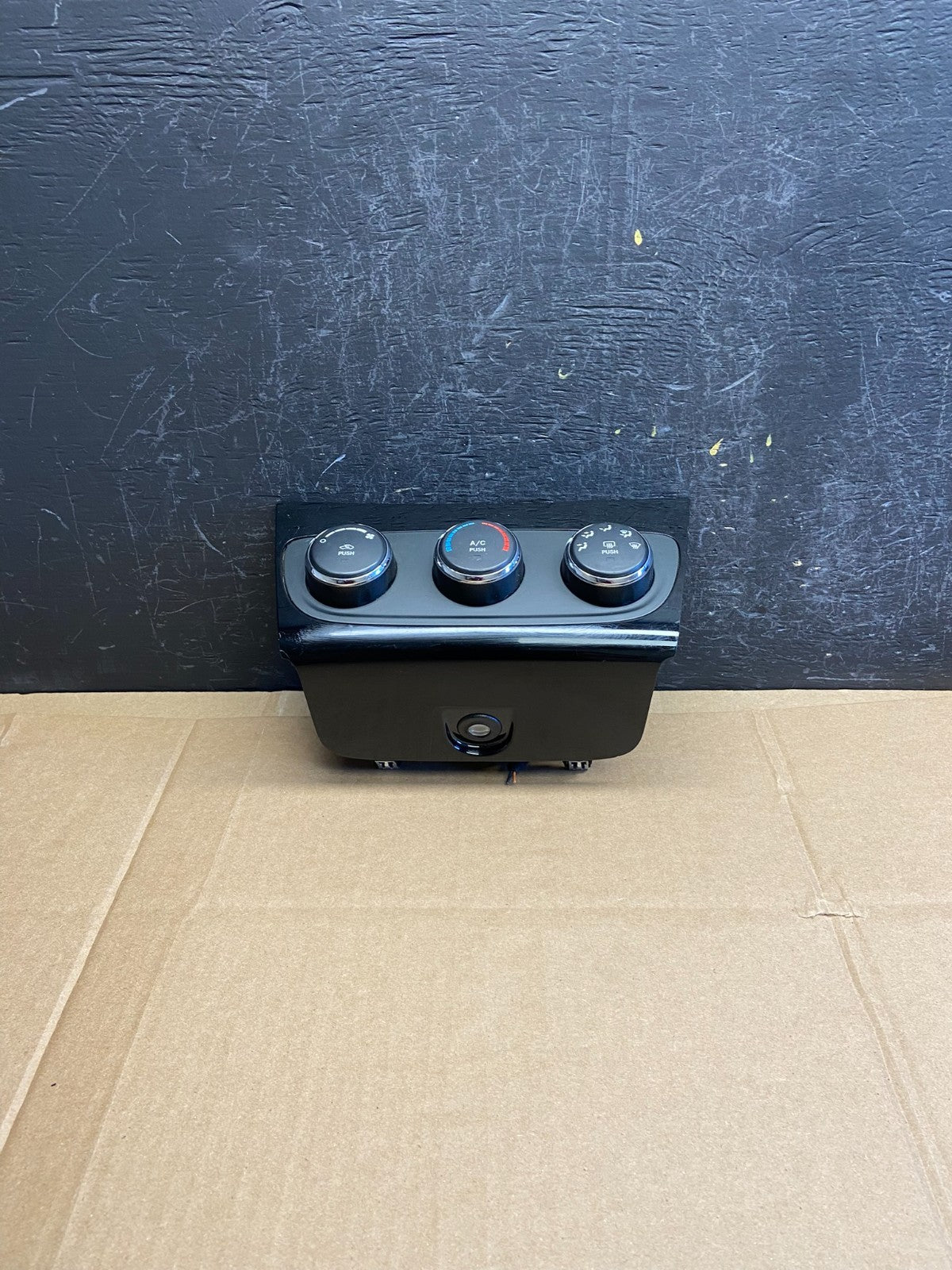 2011-2014 Chrysler 200 Heater AC Climate Switch Temperature Control OE AD2036 DG0
