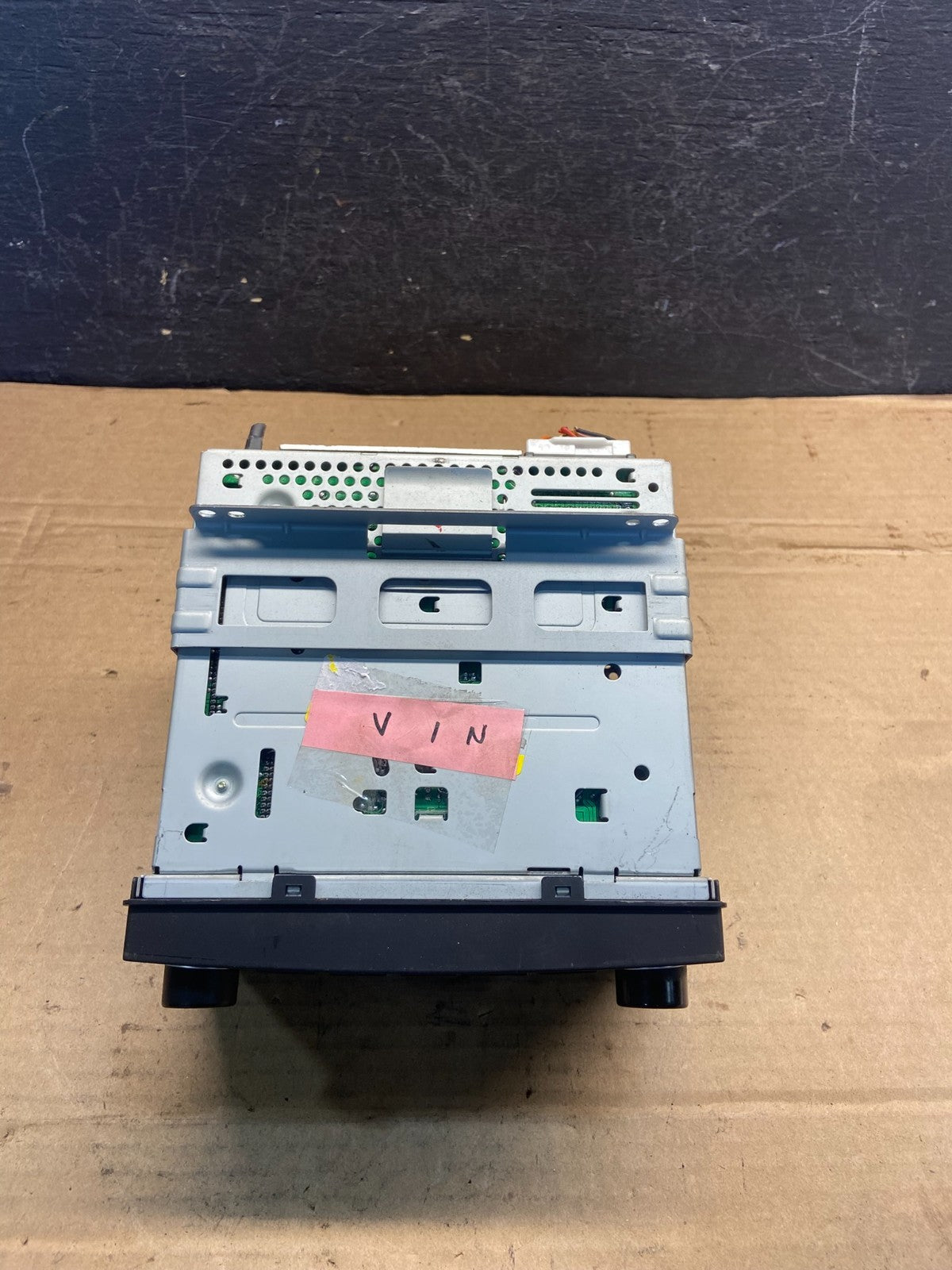 2006 - 2008 Kia Sedona Entourage Radio Stereo Receiver AM FM CD Player AE2520 DG4