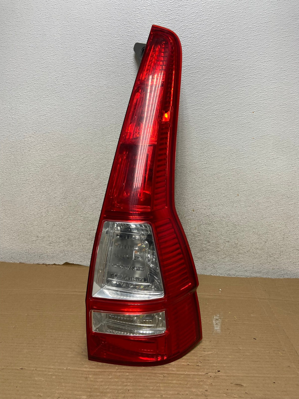 2007 - 2011 Honda Cr-v Crv Right Passenger Rh Side Tail Light AG9008 LK0