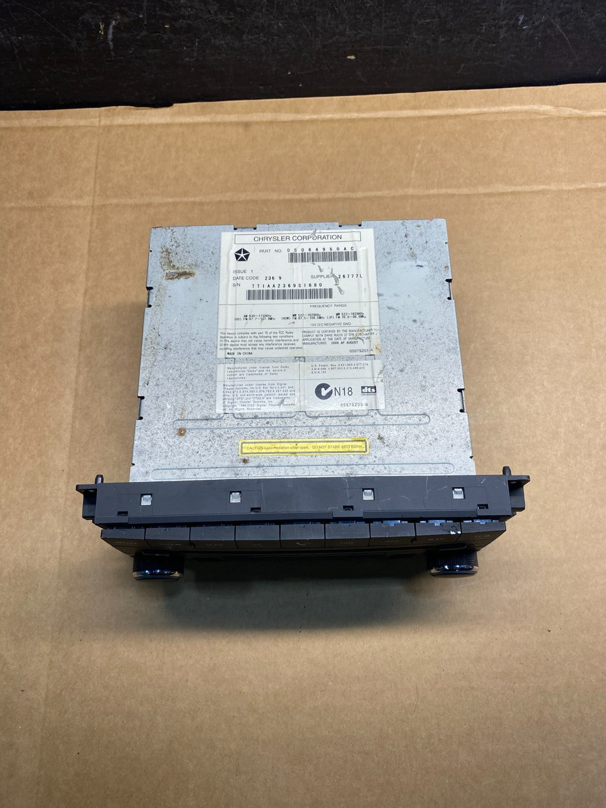 2009 - 2010 Chrysler Dodge Jeep Ram Radio CD MP3 Receiver AD7564 DG3