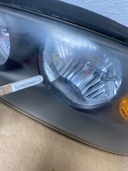 2004 to 2006 Hyundai Elantra Left+Right Set Halogen Headlights AC3577 DW4