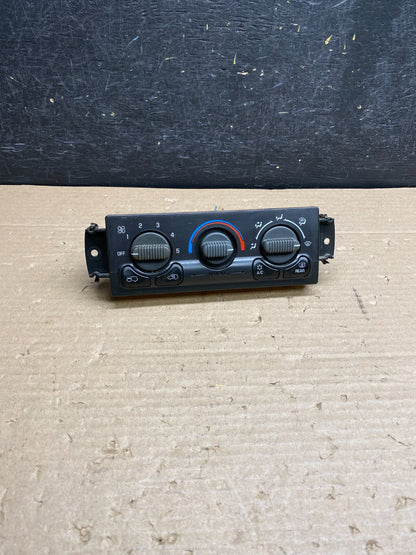 1999-2001 Chevrolet Tahoe AC Climate Control HVAC Rear Window Defogger AG6398 DG0