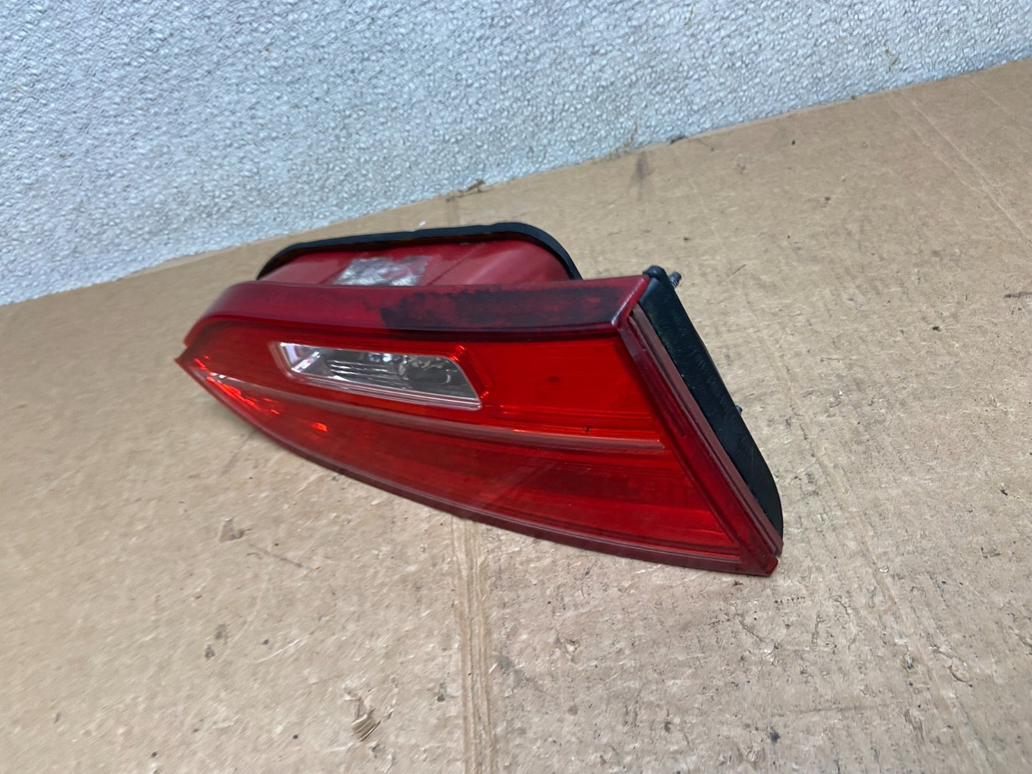 2013-2016 Hyundai Santa Fe Sport Left Driver LH Inner Tail Light AA1684 PS1