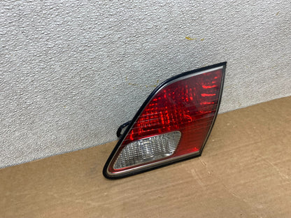 2002 2003 2004 Lexus Es300 Es330 Right Passenger Inner Tail Light Oem Z1293 DW2