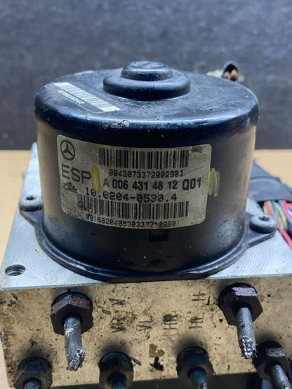 2006 to 2009 Mercedes W203 C230 CLK350 ABS Anti Lock Brake Pump Module AI7487 DG6