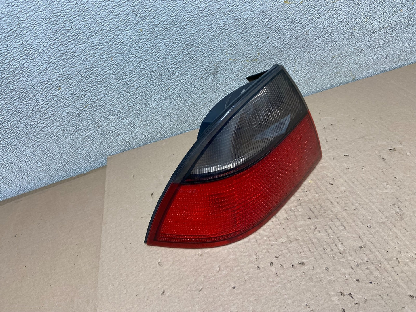 1999 to 2001 Saab 9-5 Left Driver LH Tail Light Sedan OEM AB2483 LK2