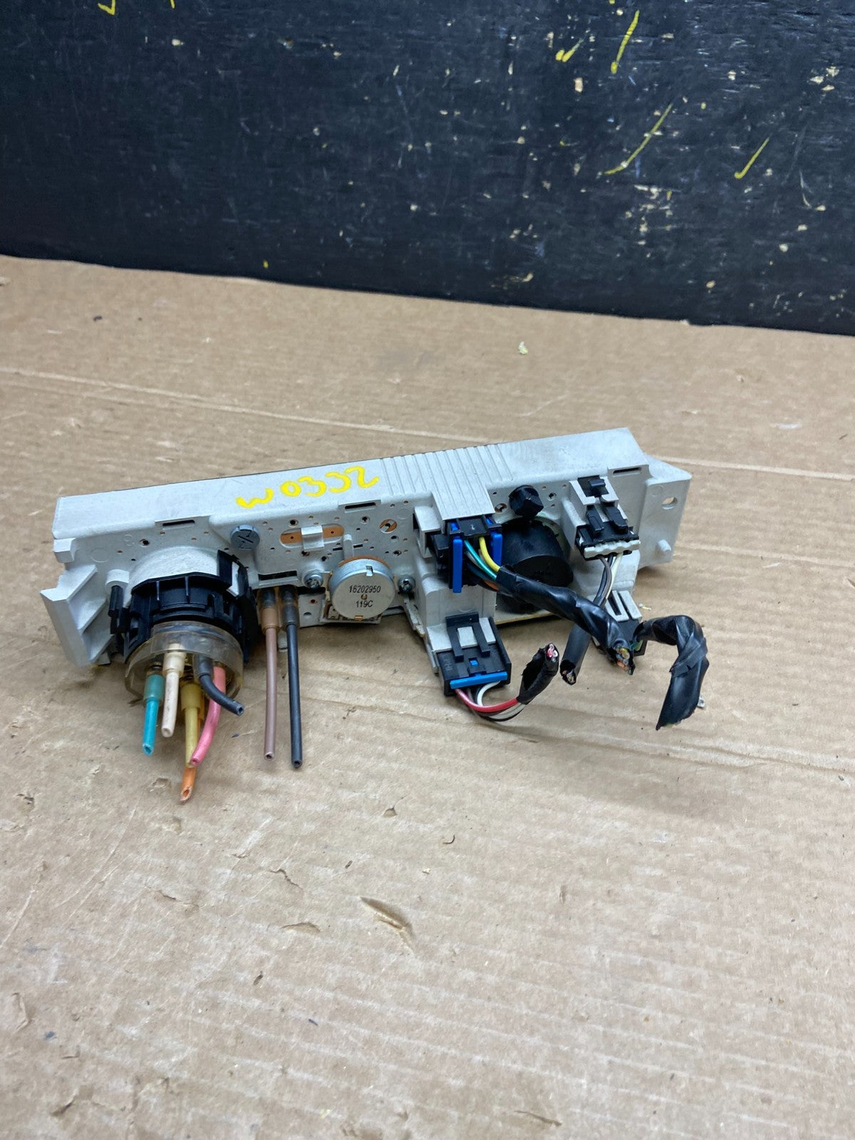2008-2010 Chevrolet Express 1500 2500 3500 Climate Control Panel w0332 DG3
