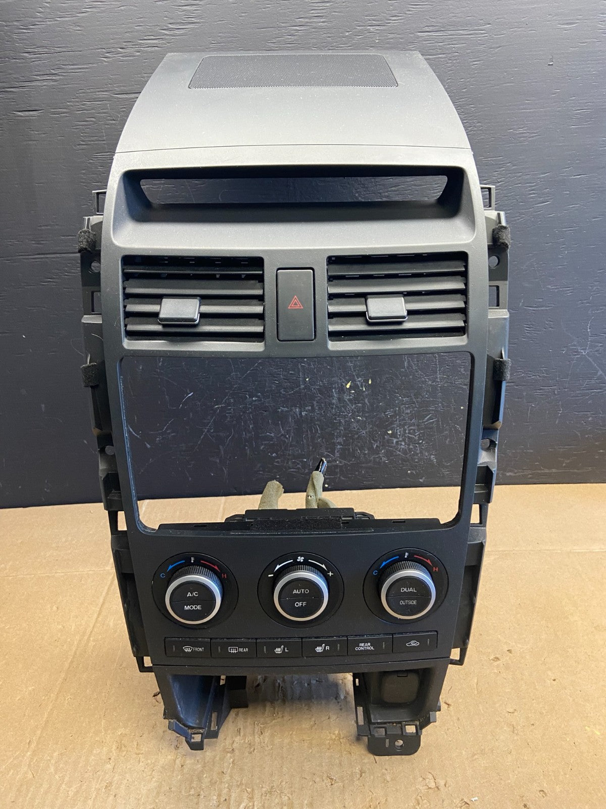 2007 - 2009 Mazda CX-9 Radio Dash Trim Bezel W/Vent AC Climate Control ab9784 DG0