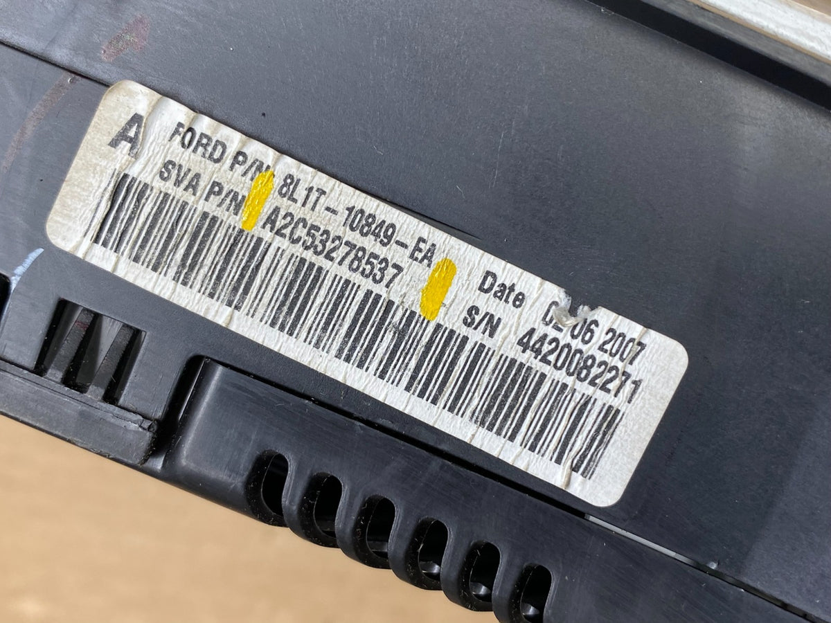 2007 to 2014 Ford Expedition Speedometer Cluster Gauge t4406 DG6