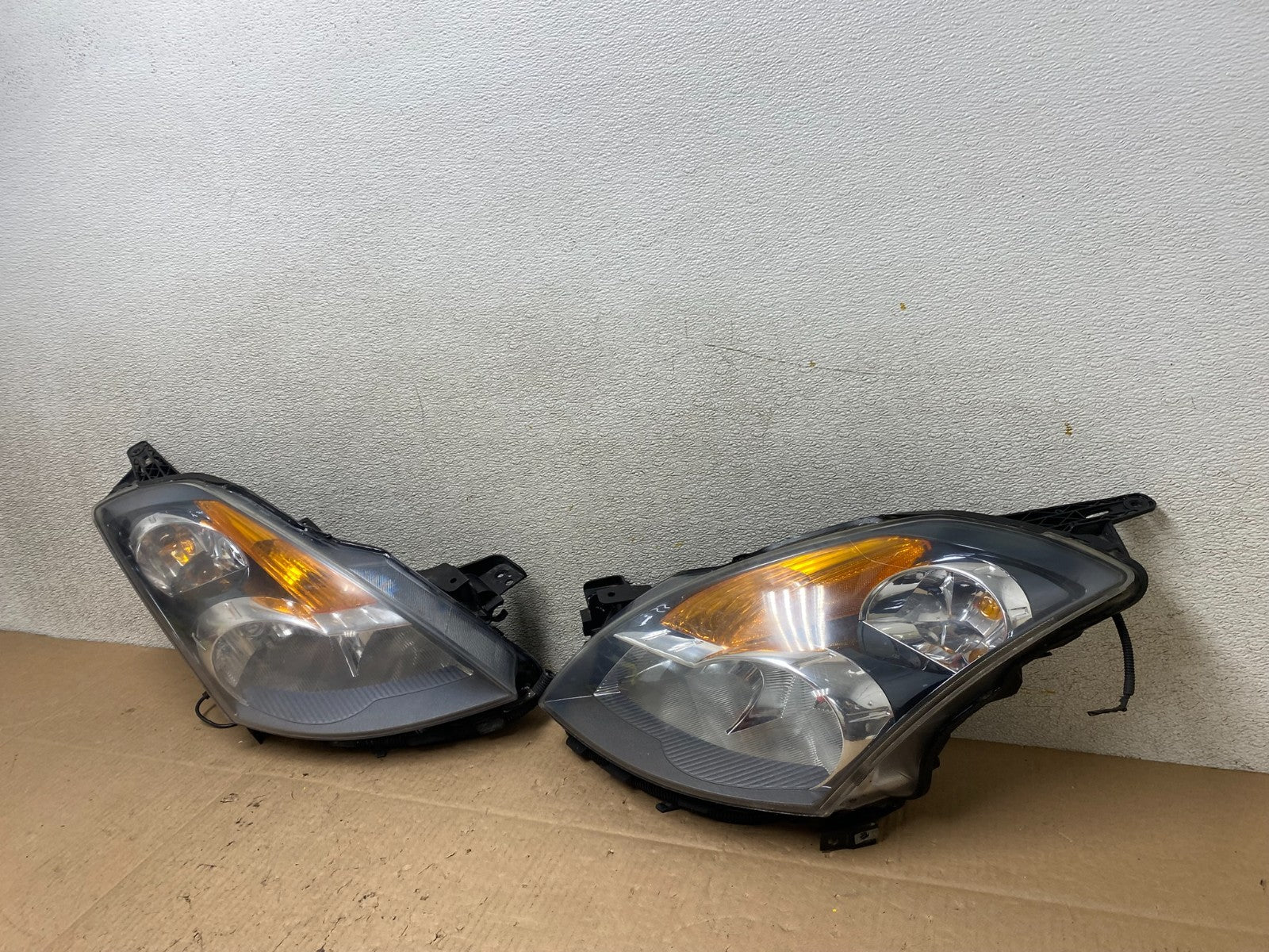 Sedan 2007 2008 2009 Nissan Altima Left+Right Set Headlights W0829 DW1