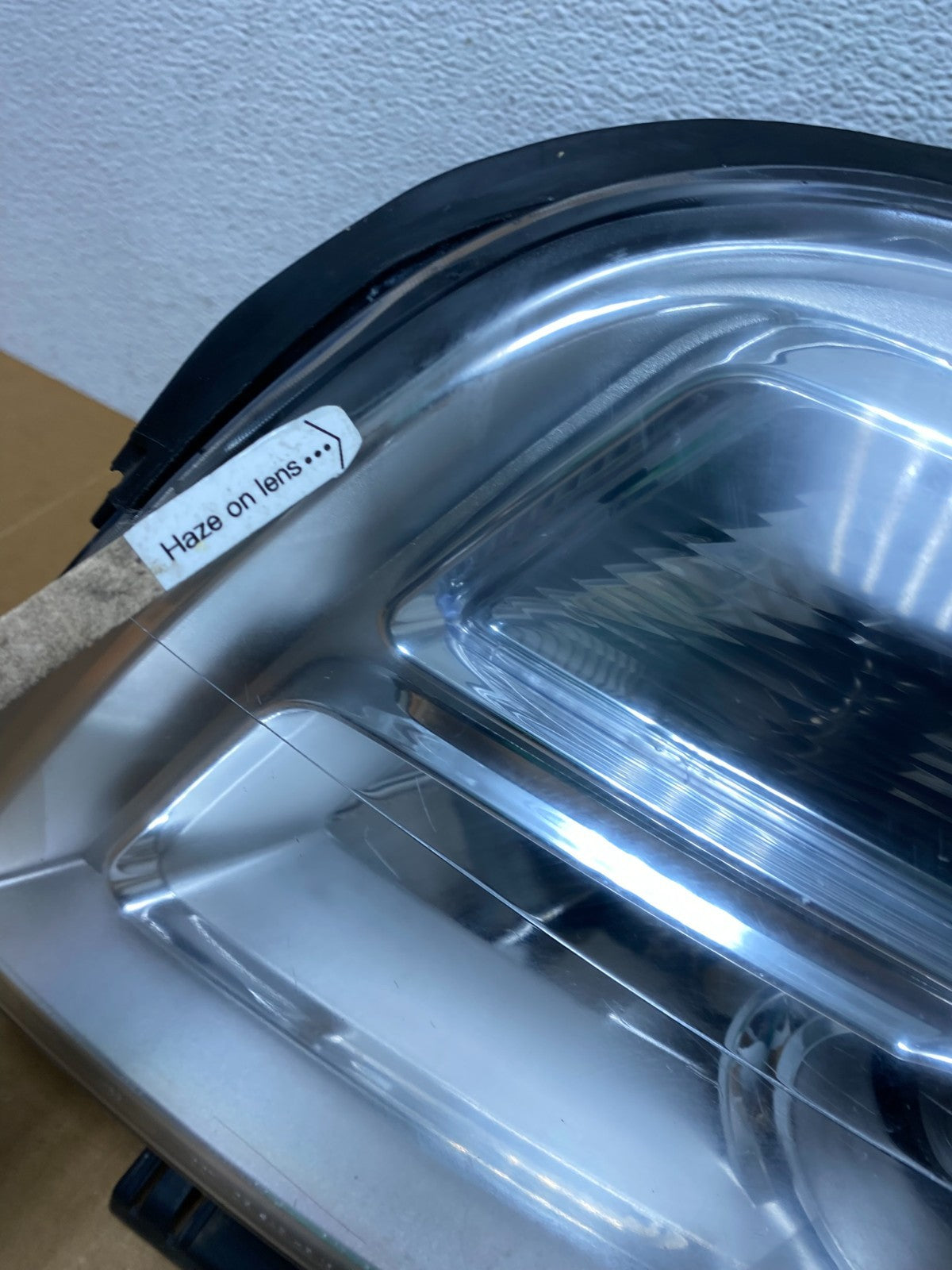2010 to 2015 GMC Terrain Halogen Left Driver Lh Side Headlight AD8952 DW4