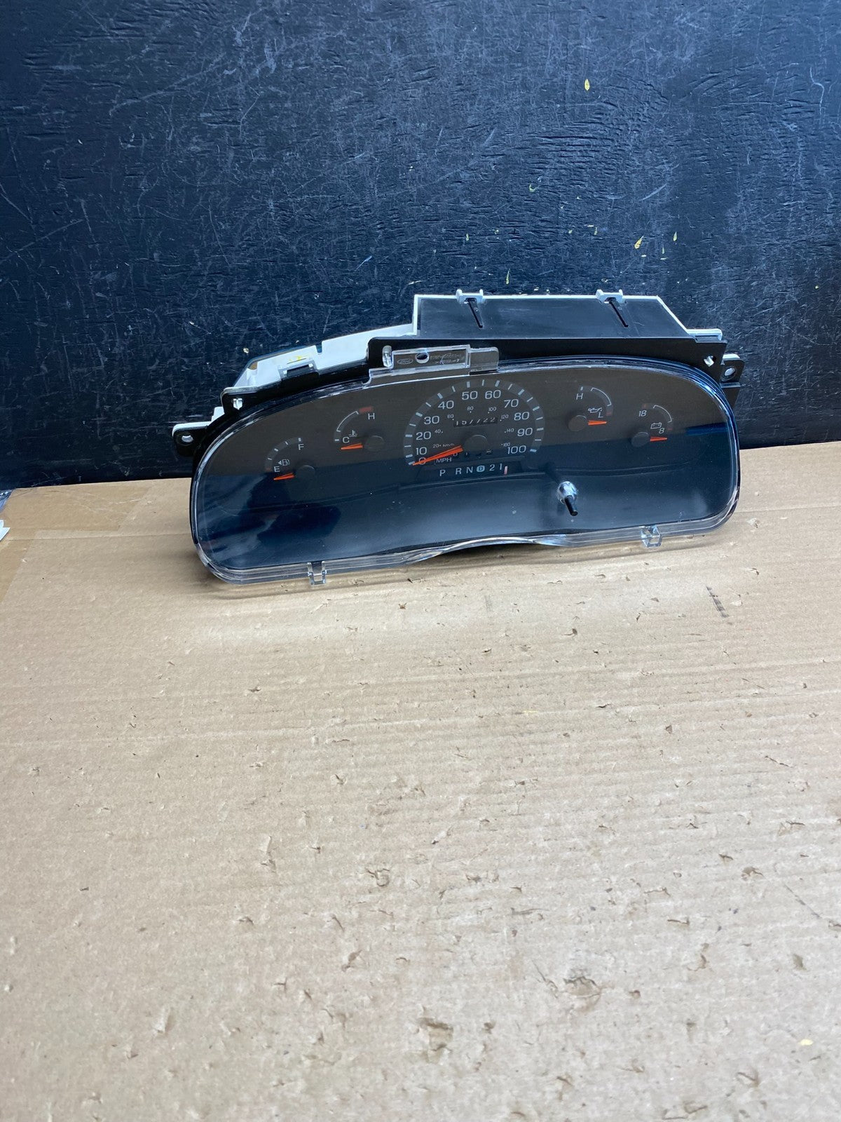 2000-2002 Ford Econoline E250 E350 Van Speedometer Instrument Cluster ag6362 DG0