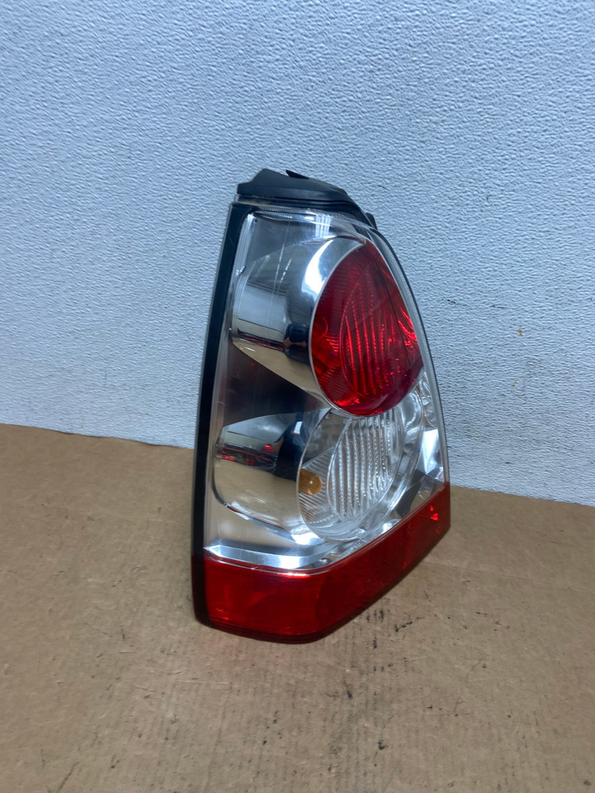 2006 2007 2008 Subaru Forester Left Driver LH Side Tail Light AD4697 LK2