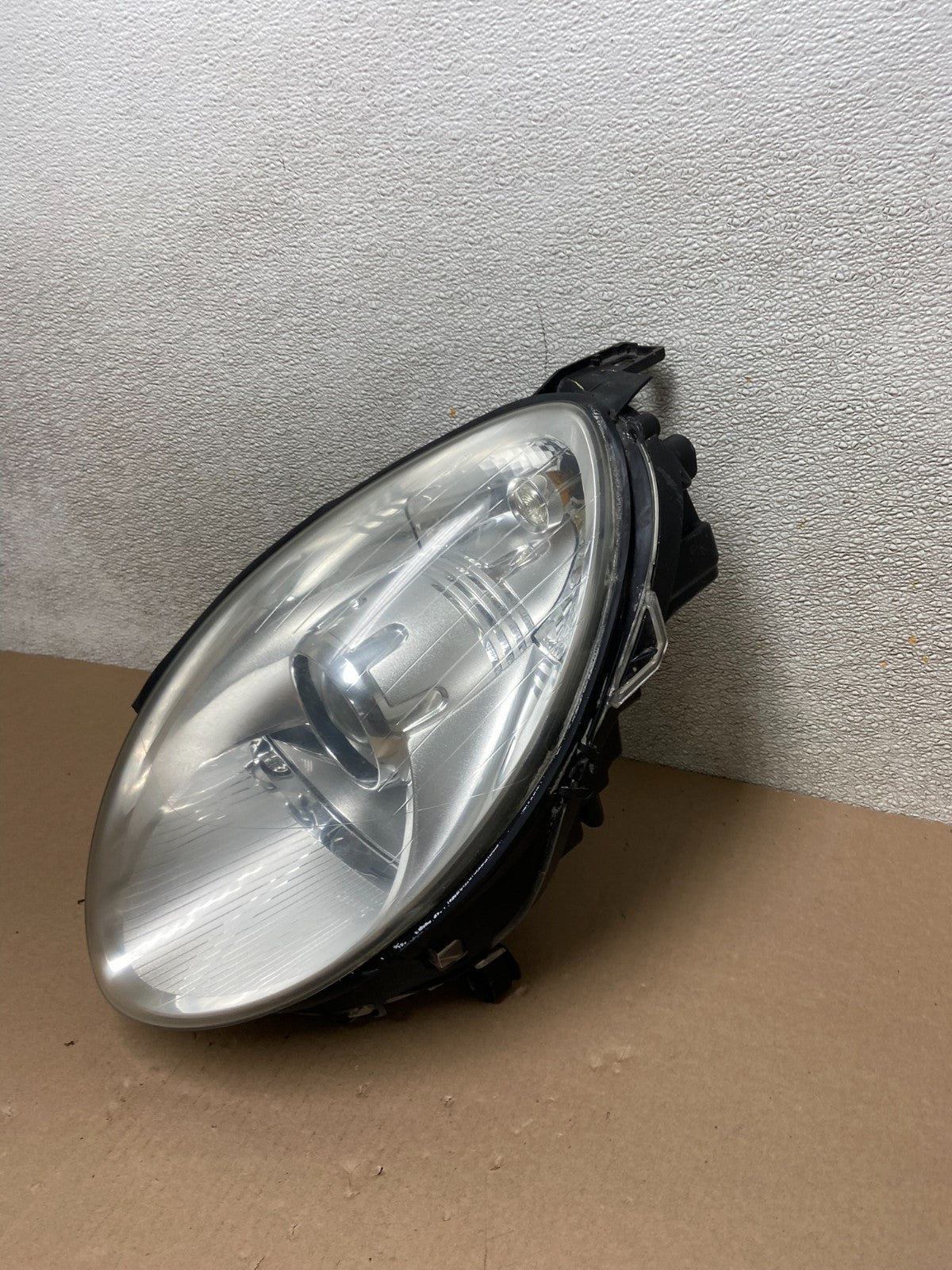 Halogen 2006 2010 Mercedes W251 R-Class Left Driver LH Headlight OEM AB4996 DW1