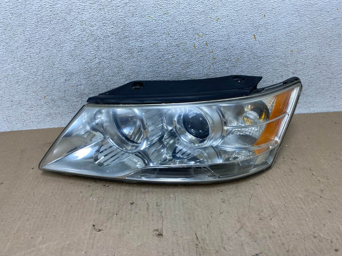 2009 - 2010 Hyundai Sonata Left Driver LH Side Headlight Halogen AH7617 DW0