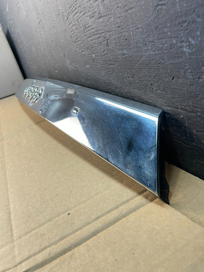2011-2013 Jeep Grand Cherokee Liftgate Garnish Molding Trim W/O Camera ac5463 DG2