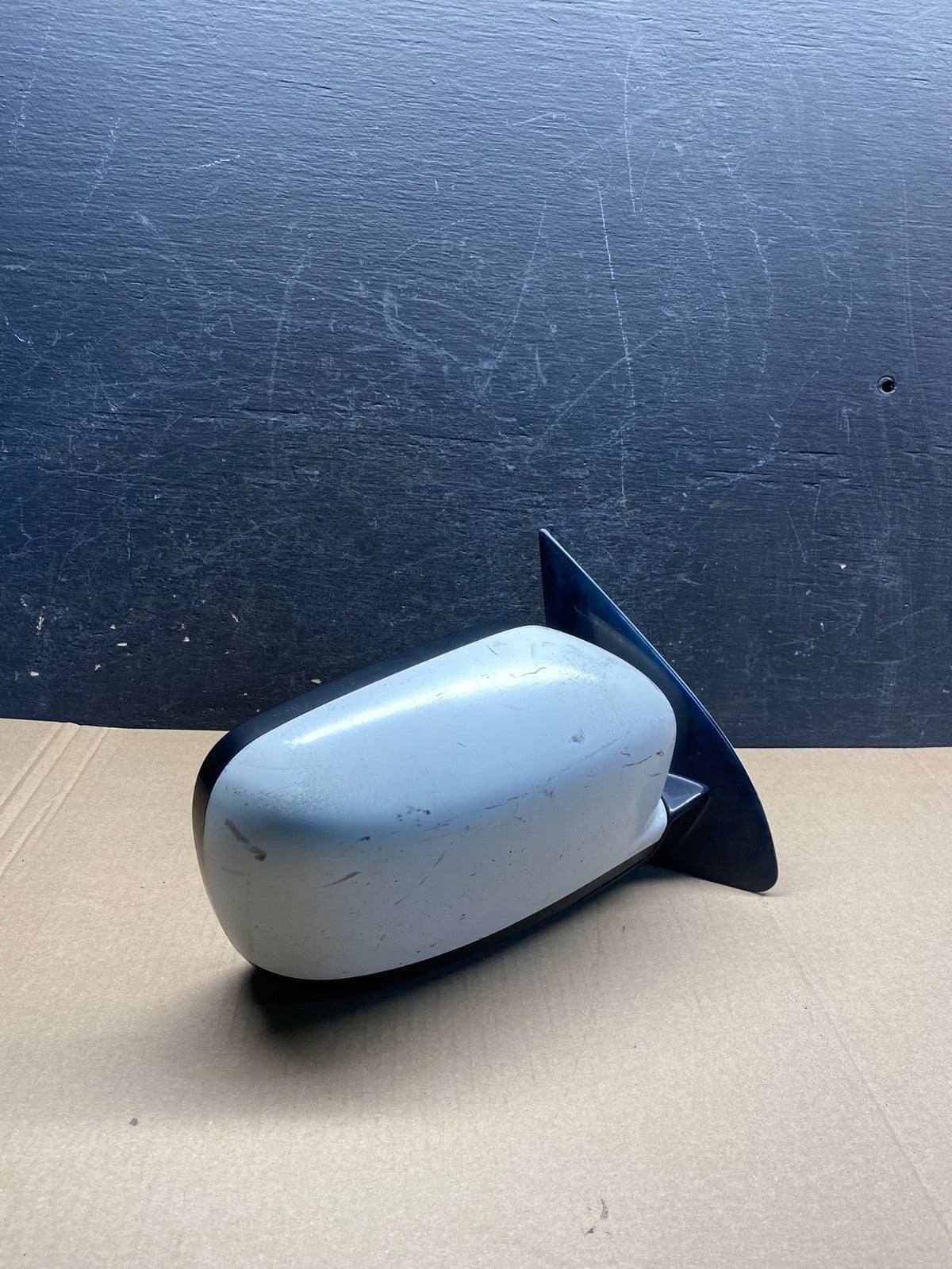 2003 to 2005 Mitsubishi Outlander Right Passenger Door Power Mirror OE ah3147 DG1