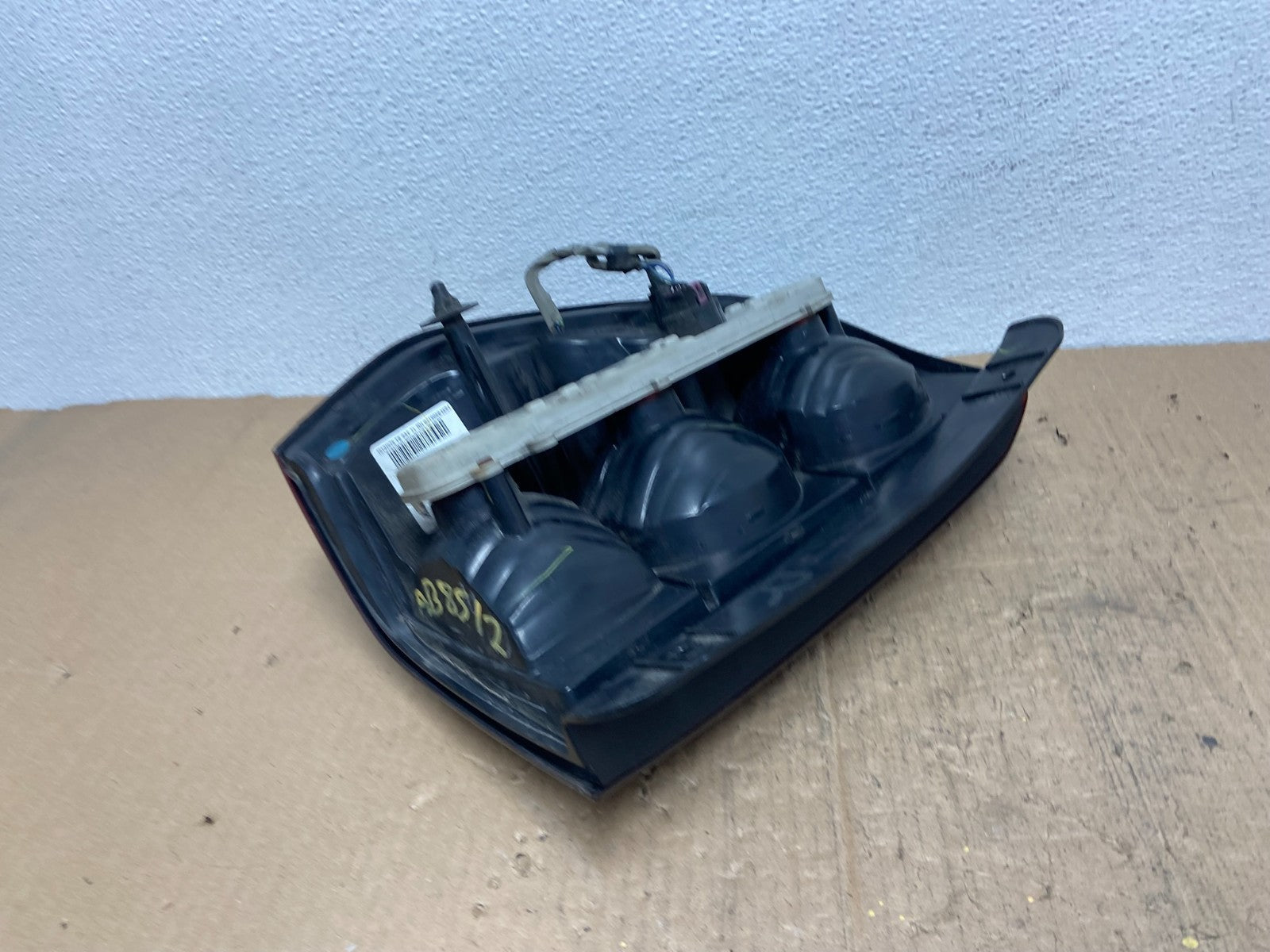 2002 to 2009 Chevrolet Trailblazer Right Passenger Rh Tail Light AB8512 DW5