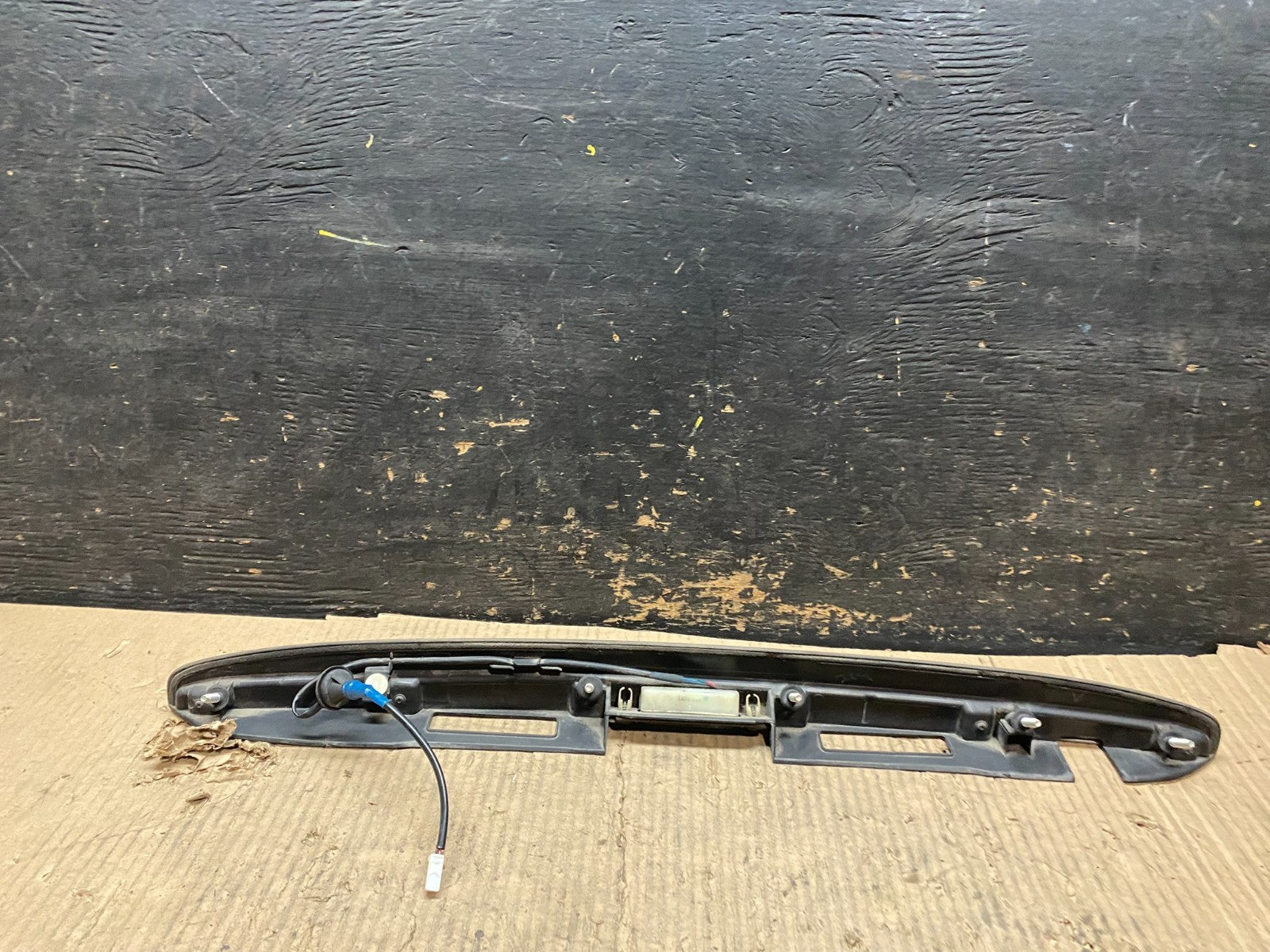 2006 - 2008 Lexus RX400h Tailgate Liftgate Handle License Plate Light V4168 DG4