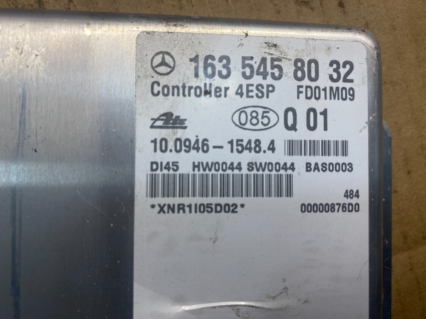 2000 to 2003 Mercedes ML-Class ML320 ABS Control Module 1635458032 AD0495 DG2