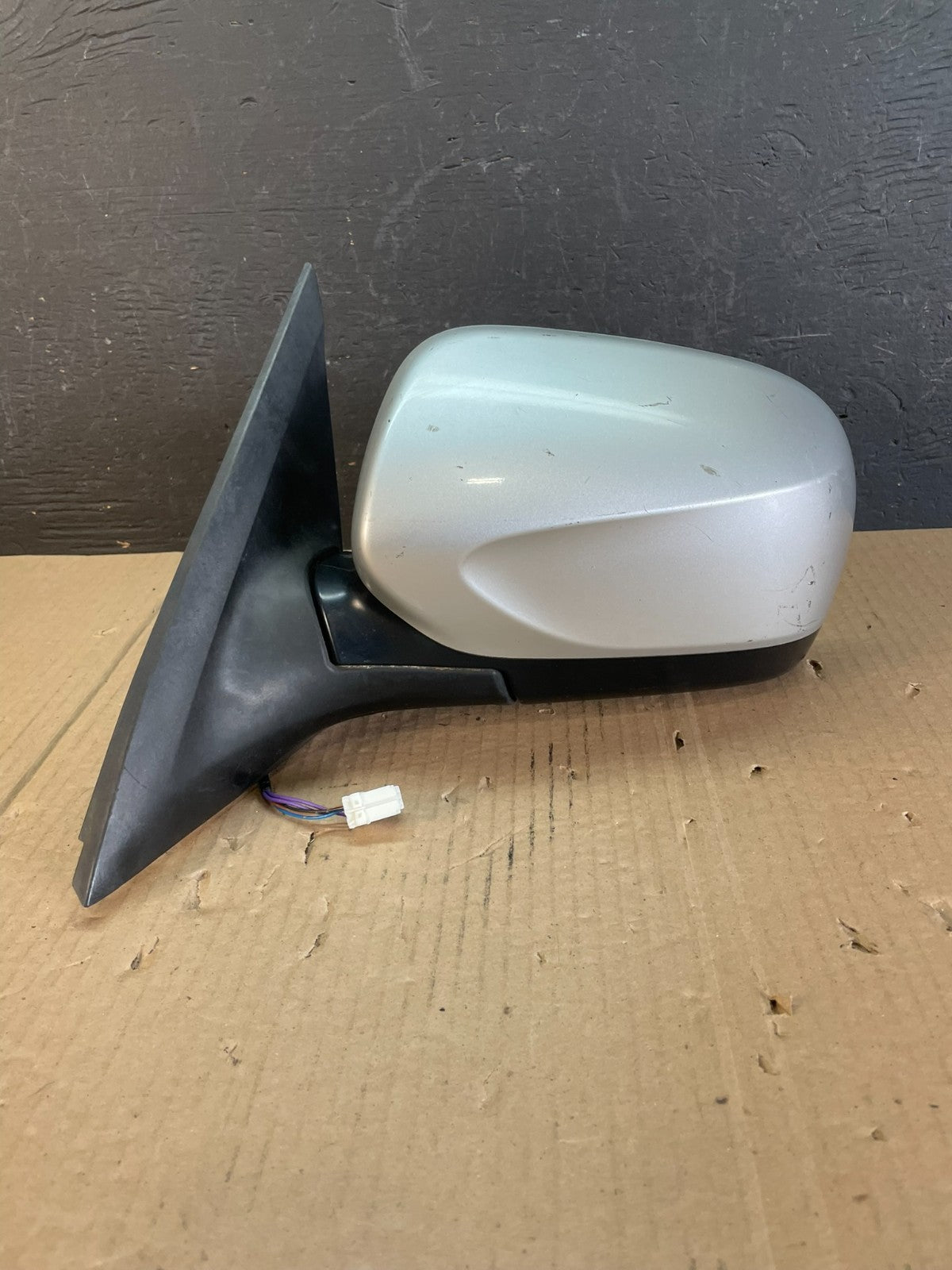 2009 to 2010 Subaru Forester Left Driver Side View Power Door Mirror AD8655 DW0